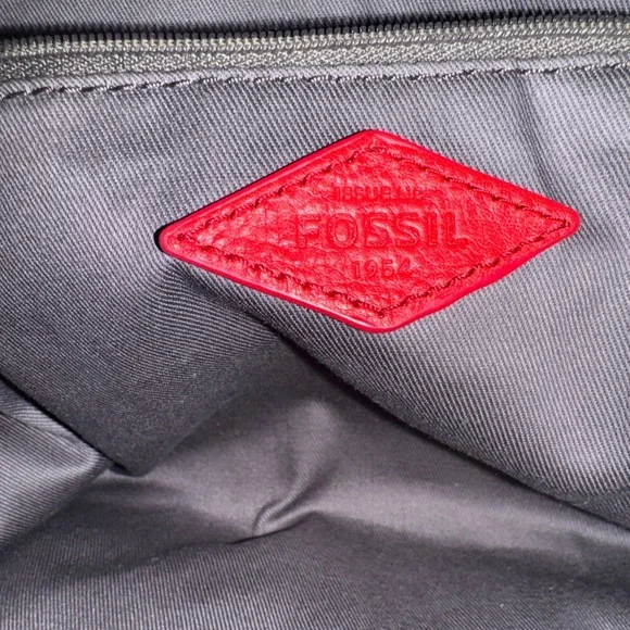 FOSSIL handbag - Picture 9 of 10